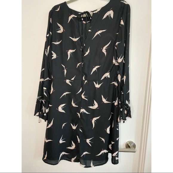 Dynamite Dress - Picture 2 of 2